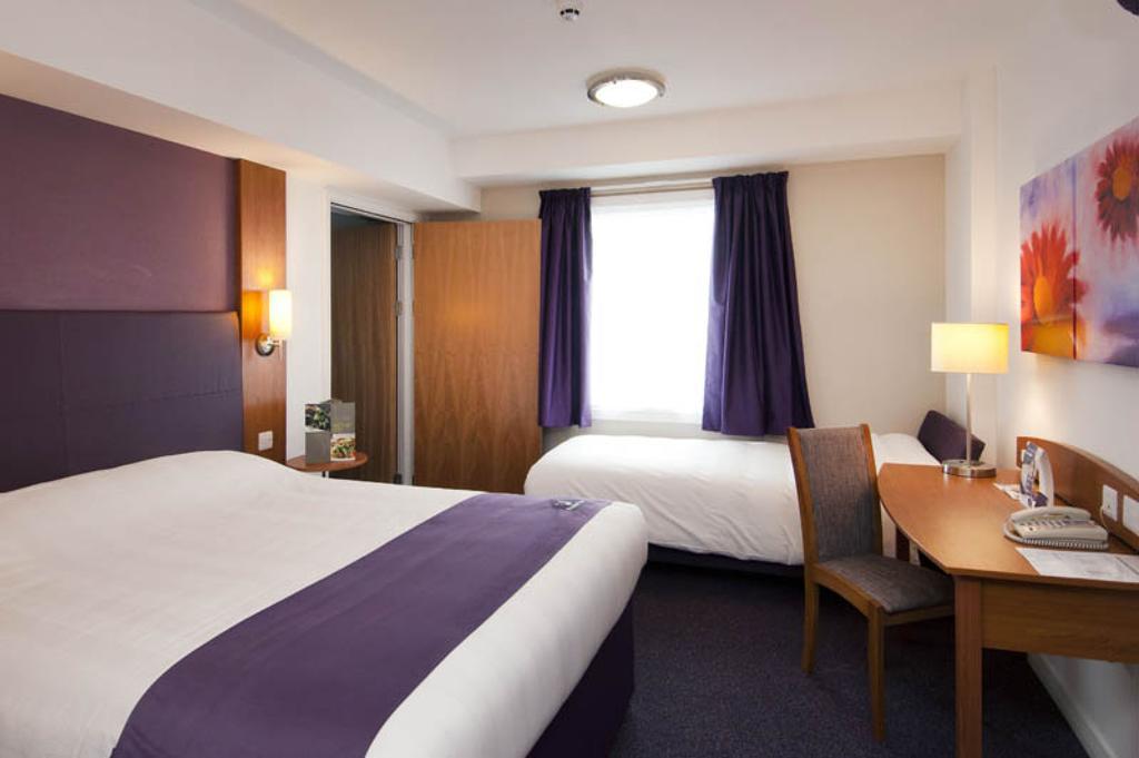 Premier Inn Tonbridge Zimmer foto