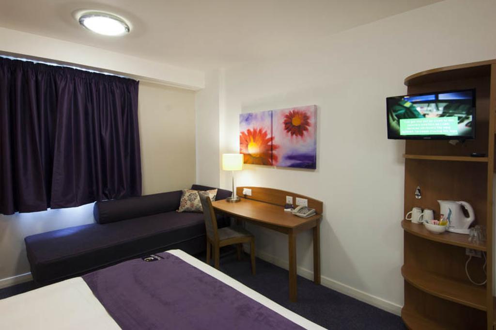 Premier Inn Tonbridge Zimmer foto