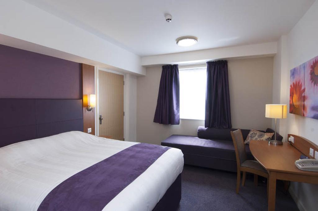 Premier Inn Tonbridge Zimmer foto